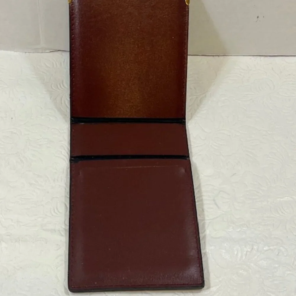 VTG Burgundy Red Leather 3.25